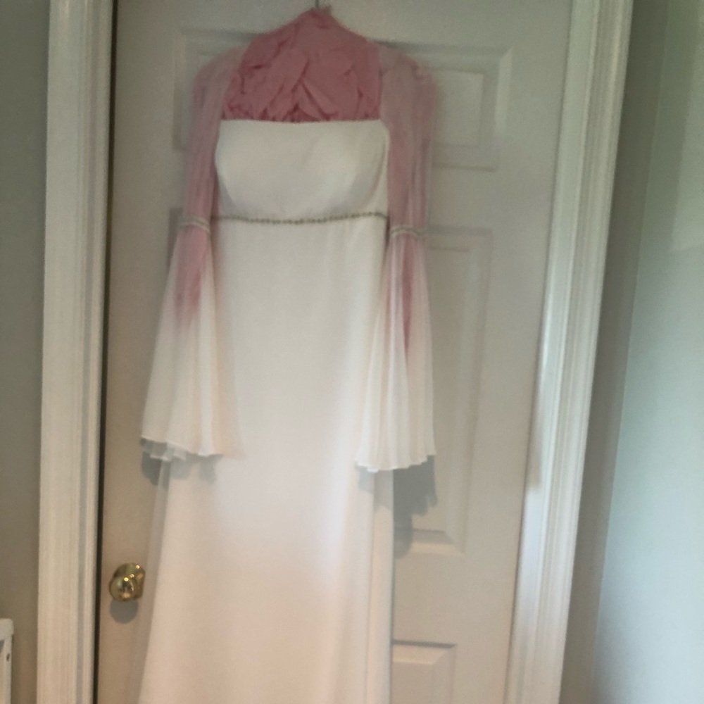 Jim Hjelm custom gown. Brand new